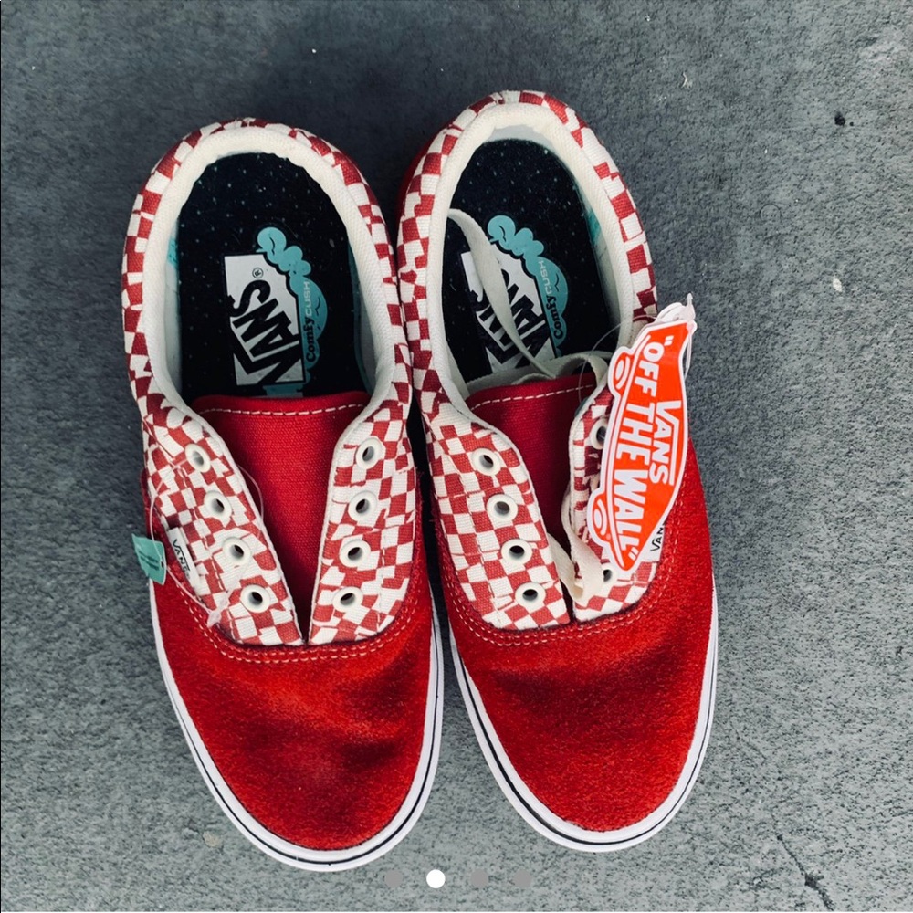 Vans - Picture 2 of 2